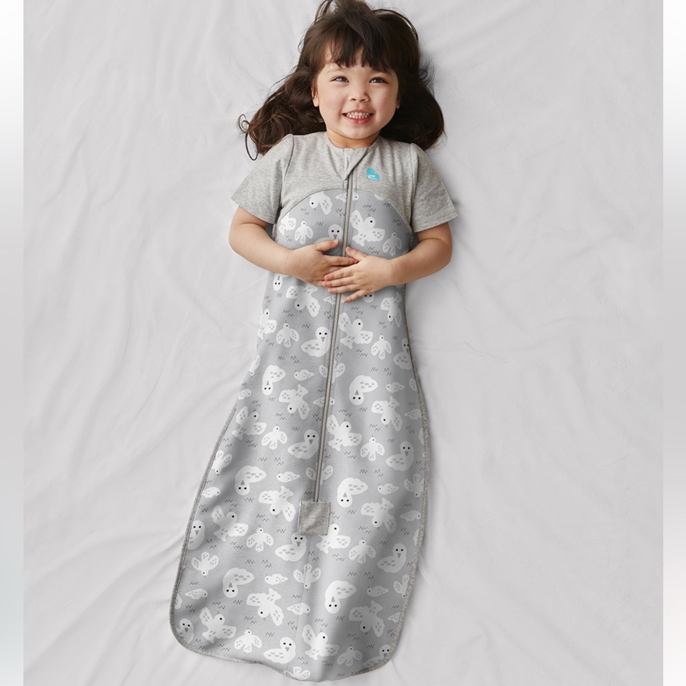NWT The Love To Dream™ Organic Sleep Bag in doves grey